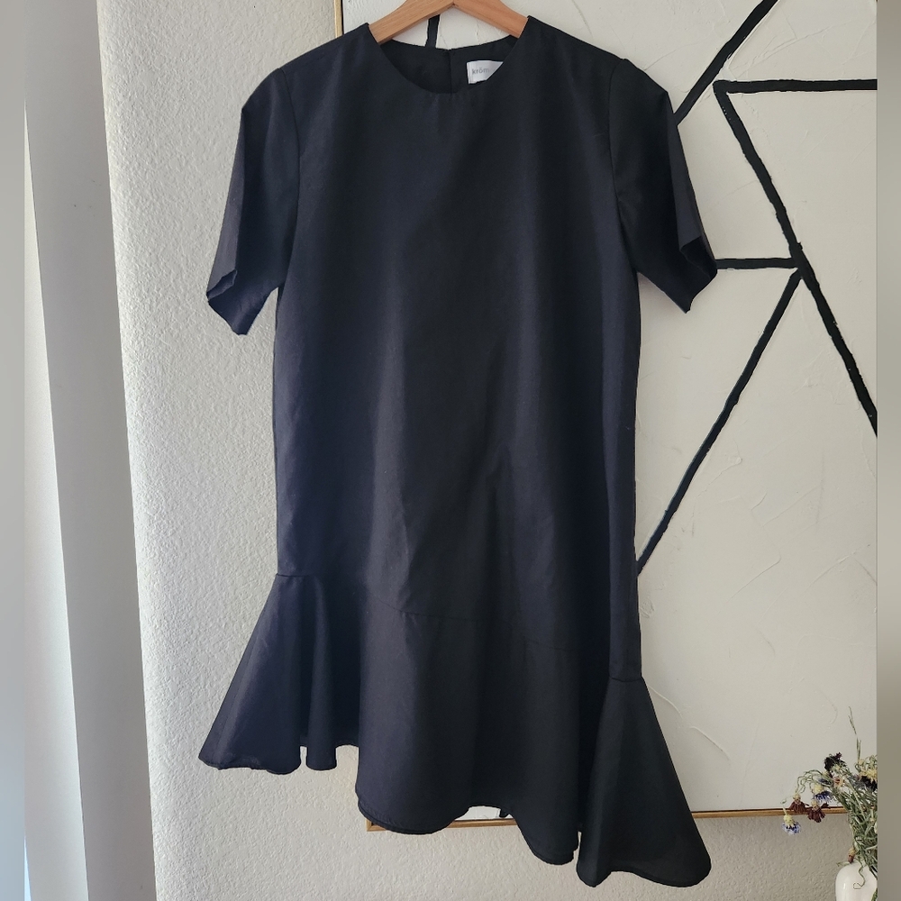 Krom Collective Asymmetrical Black Short Sleeved Cotton Ruffled Sun Dress Size M